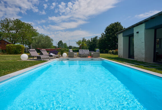 Construction d'une piscine à Pellouailles près d'Angers